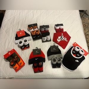 8 items, EXACTLY as seen in photo